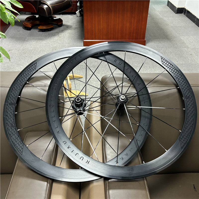 Set Ruote Bici 700C RUJIXU con - Gravel Bike Tires recensione e prezzo